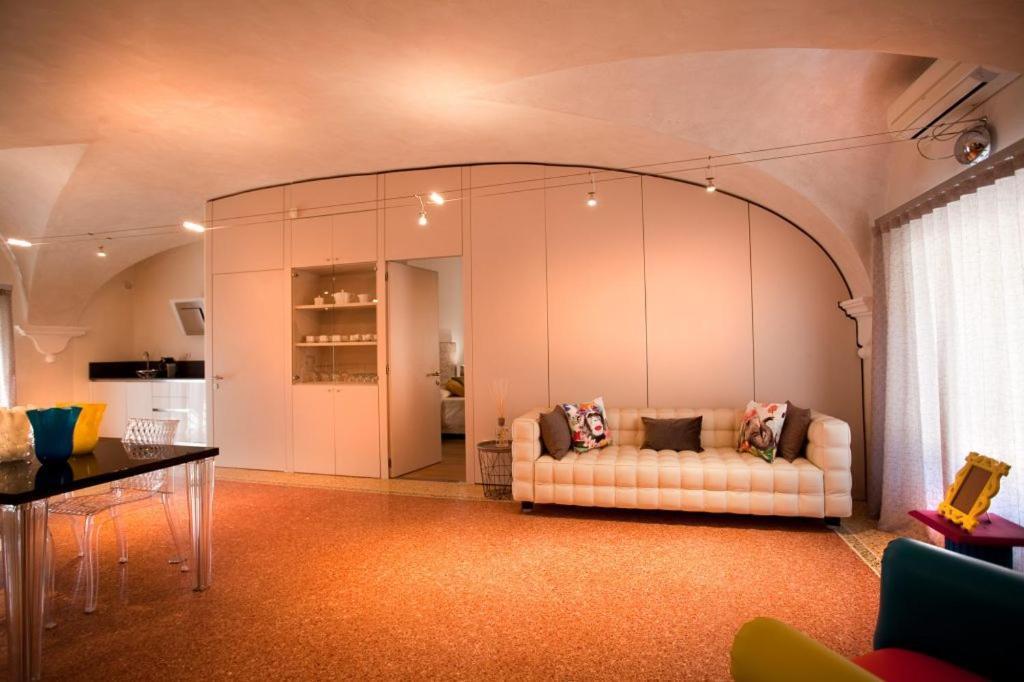 Anfite Luxury Apartment Volto San Luca 维罗纳 外观 照片